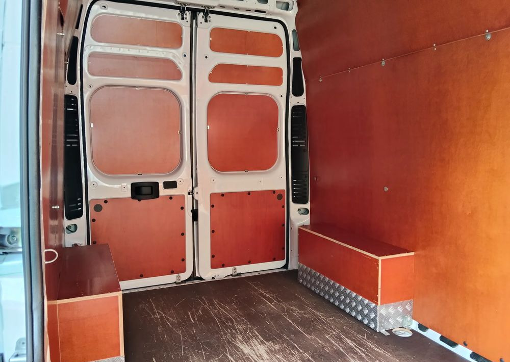 Xe van chở hàng Fiat Ducato: hình 12