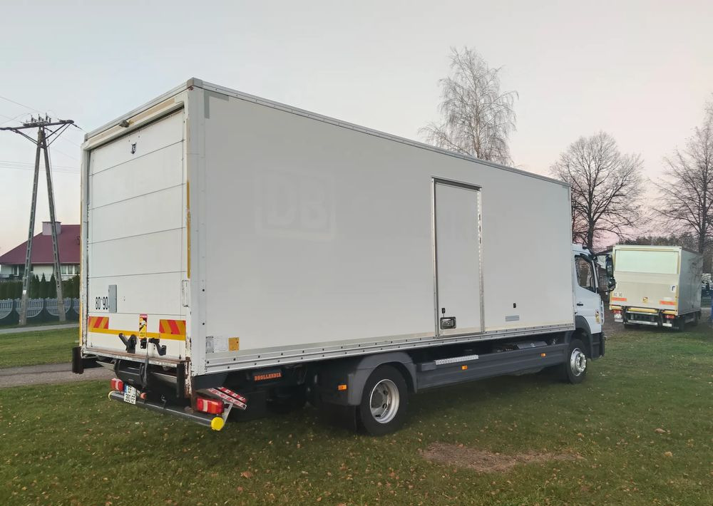 Mercedes-Benz Atego - Xe tải hộp: hình 5 Mercedes-Benz Atego - Xe tải hộp: hình 5