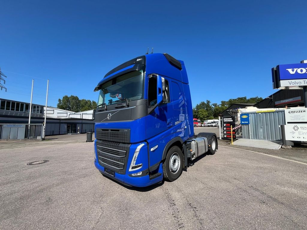 Volvo FH460 4x2 SZM - Xe đầu kéo: hình 1 Volvo FH460 4x2 SZM - Xe đầu kéo: hình 1