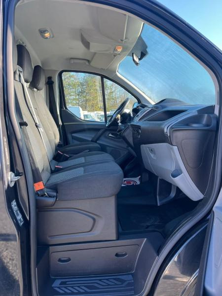 Xe van nhỏ gọn Ford Transit 2.2 TDCi 130: hình 7