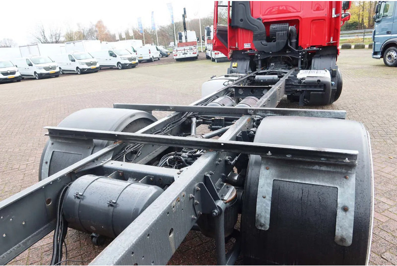 DAF CF 290 FA Chassis + 2500 KG Dhollandia laadklep - Xe tải khung gầm: hình 4 DAF CF 290 FA Chassis + 2500 KG Dhollandia laadklep - Xe tải khung gầm: hình 4