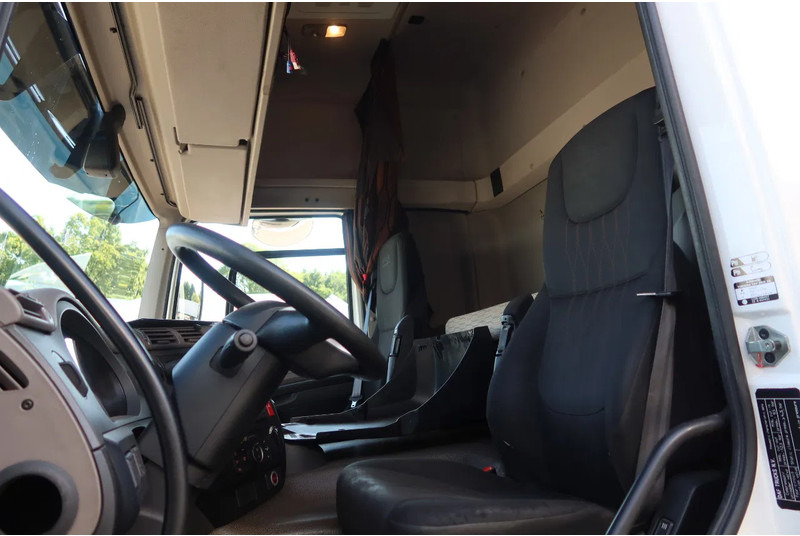 DAF CF 410 Bak+Klep Dhollandia 2.000 kg Slaapcabine - Xe tải hộp: hình 5 DAF CF 410 Bak+Klep Dhollandia 2.000 kg Slaapcabine - Xe tải hộp: hình 5