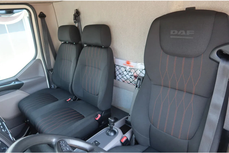 DAF LF 210 Bakwagen + Dhollandia klep 1500 kg - Xe tải hộp: hình 5 DAF LF 210 Bakwagen + Dhollandia klep 1500 kg - Xe tải hộp: hình 5