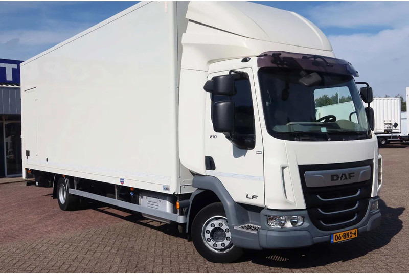 DAF LF 210 FA Bakwagen + Dhollandia 2000 kg klep extra accu set, 3x bindrail + stang. - Xe tải hộp: hình 2 DAF LF 210 FA Bakwagen + Dhollandia 2000 kg klep extra accu set, 3x bindrail + stang. - Xe tải hộp: hình 2