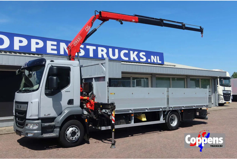 DAF LF 260 FA Openwagen + Kraan Fassi F85 B023+ Radio controle - Xe tải thùng lửng/ Phẳng: hình 1 DAF LF 260 FA Openwagen + Kraan Fassi F85 B023+ Radio controle - Xe tải thùng lửng/ Phẳng: hình 1