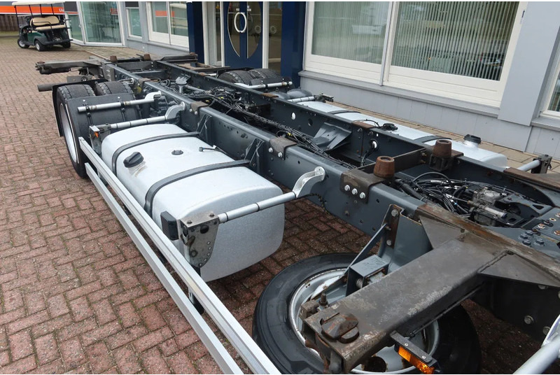 DAF XF 430 430 FA 4x2 BDF/Chassiscabine Wisselbare opbouw - Xe tải khung gầm: hình 4 DAF XF 430 430 FA 4x2 BDF/Chassiscabine Wisselbare opbouw - Xe tải khung gầm: hình 4