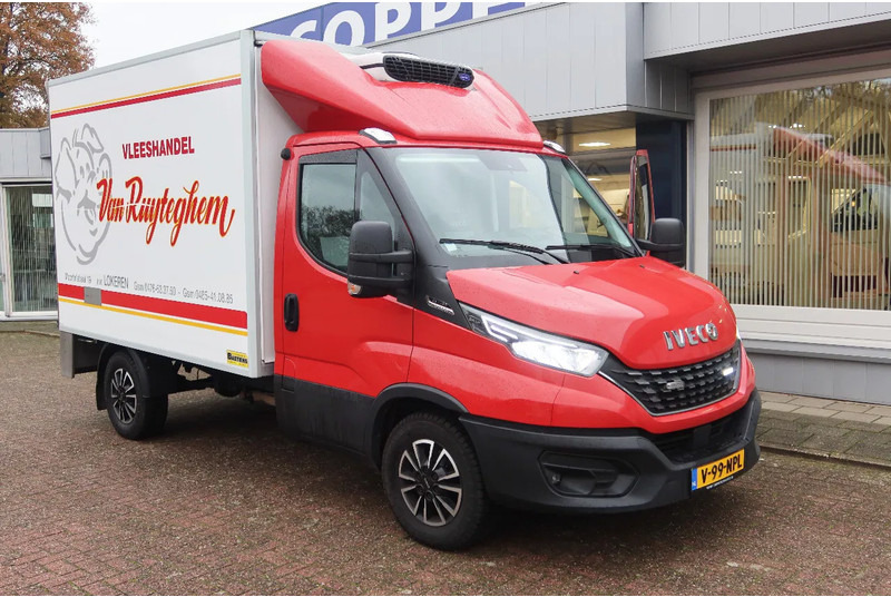 Iveco 35S 180 35 S 180 Hi-Matic - Xe van đông lạnh: hình 2 Iveco 35S 180 35 S 180 Hi-Matic - Xe van đông lạnh: hình 2