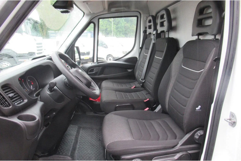 Iveco Daily 35C16 Bak+Klep Palfinger - Xe tải nhỏ thùng kín: hình 4 Iveco Daily 35C16 Bak+Klep Palfinger - Xe tải nhỏ thùng kín: hình 4