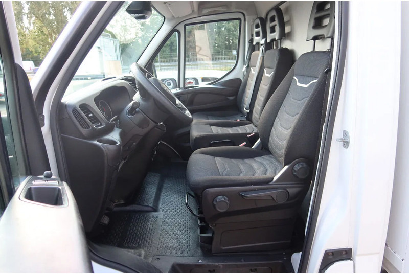 Iveco Daily 35S16 Bakwagen + Laadklep 750kg - Xe tải nhỏ thùng kín: hình 4 Iveco Daily 35S16 Bakwagen + Laadklep 750kg - Xe tải nhỏ thùng kín: hình 4