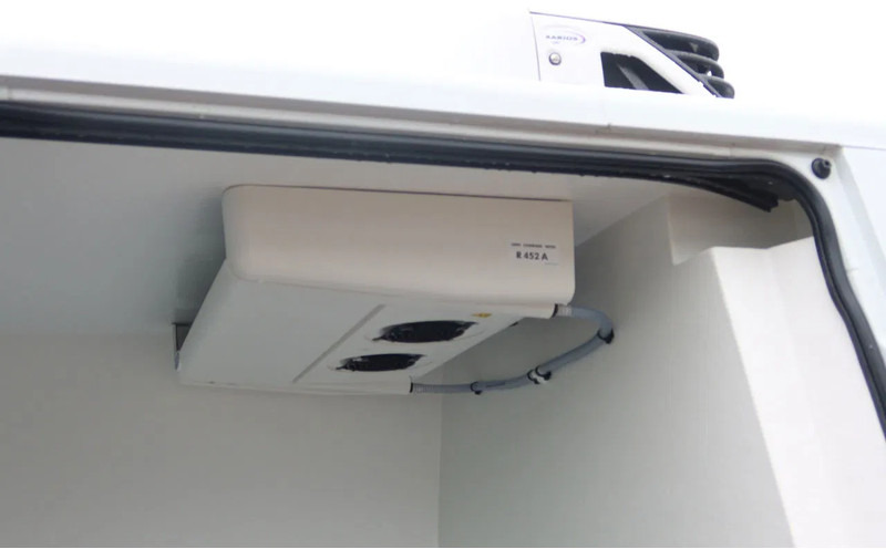 Iveco Daily 35S16 Koelen/vriezen/verwarmen Carrier Xarios 350 + nacht aansluiting 220 volt - Xe van đông lạnh: hình 5 Iveco Daily 35S16 Koelen/vriezen/verwarmen Carrier Xarios 350 + nacht aansluiting 220 volt - Xe van đông lạnh: hình 5