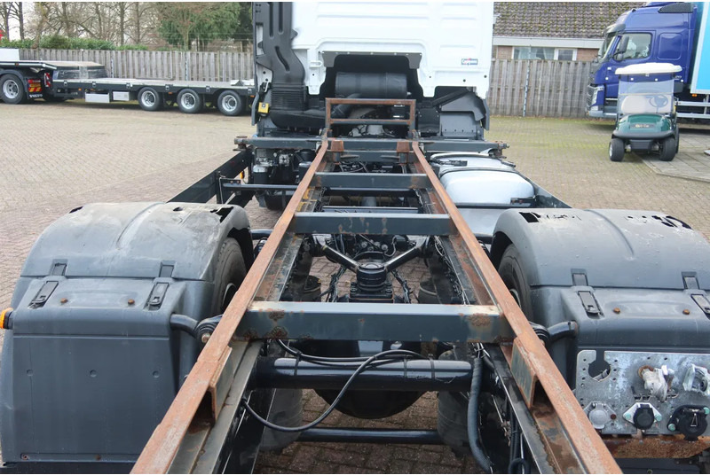 MAN TGX 18 .340 4x2 Full air Chassis, twist locks - Xe tải khung gầm: hình 4 MAN TGX 18 .340 4x2 Full air Chassis, twist locks - Xe tải khung gầm: hình 4