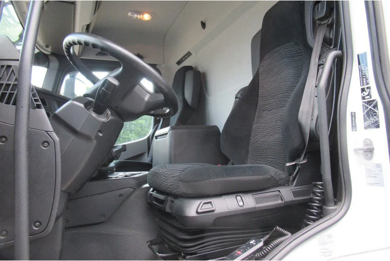 Mercedes-Benz Actros 1832 1832 LL 4x2 - Xe tải hộp: hình 5 Mercedes-Benz Actros 1832 1832 LL 4x2 - Xe tải hộp: hình 5