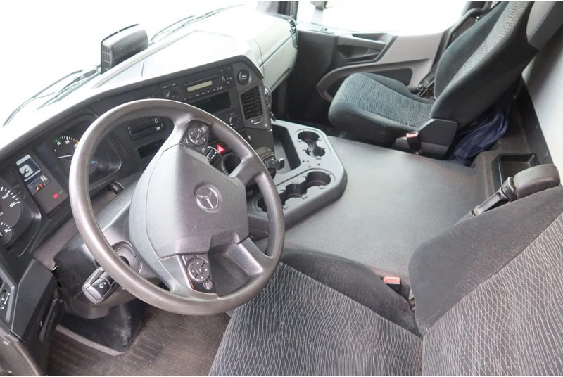 Mercedes-Benz Antos 1924 LL Bakwagen + laadklep 2500 kg - Xe tải hộp: hình 5 Mercedes-Benz Antos 1924 LL Bakwagen + laadklep 2500 kg - Xe tải hộp: hình 5