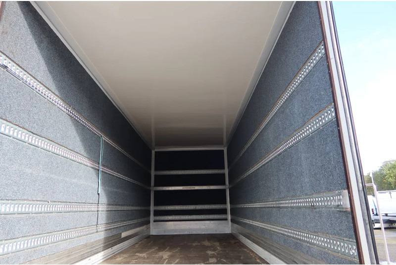 Xe tải hộp Mercedes-Benz Atego 1223 L Bak + Klep Bar 3000 KG: hình 13