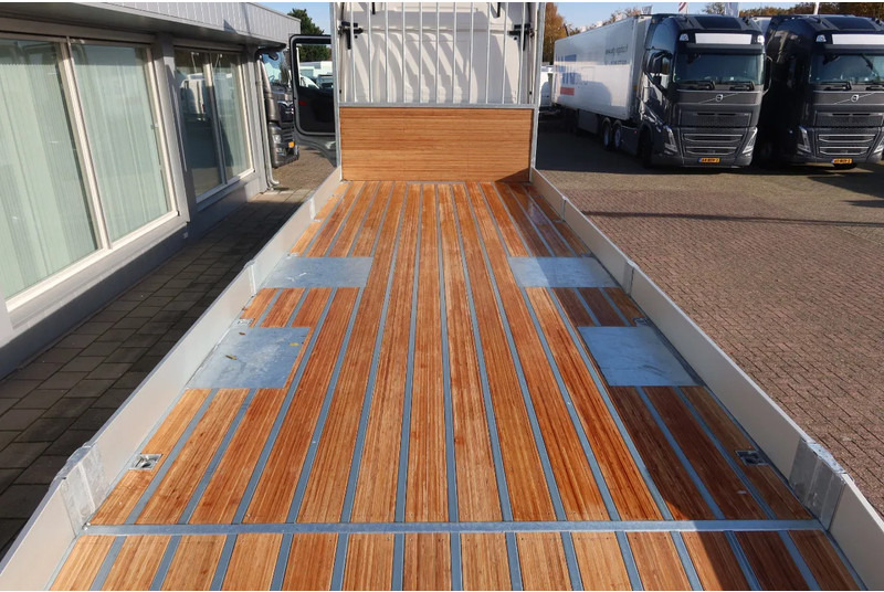 Scania R500 NGS Machine oprijwagen Stuur as. - Xe tải chuyên chở tự động: hình 4 Scania R500 NGS Machine oprijwagen Stuur as. - Xe tải chuyên chở tự động: hình 4