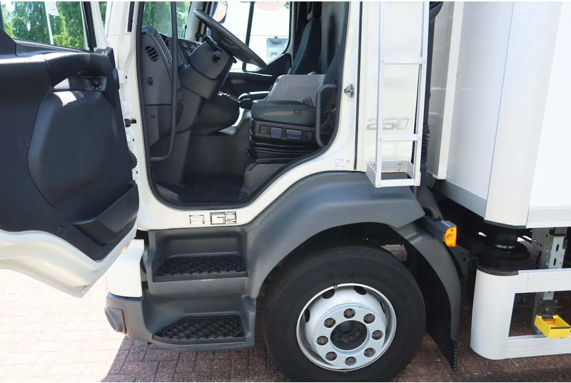 Volvo FL 250 Koel/Vries+Klep Bi-Temp Carrier Supra 1150 MT Diesel/Electrisch - Xe tải đông lạnh: hình 5 Volvo FL 250 Koel/Vries+Klep Bi-Temp Carrier Supra 1150 MT Diesel/Electrisch - Xe tải đông lạnh: hình 5