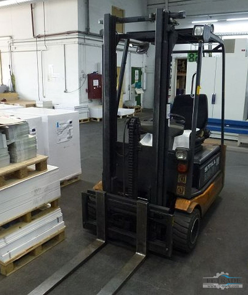 STILL R20-18I - Xe nâng điện: hình 1 STILL R20-18I - Xe nâng điện: hình 1