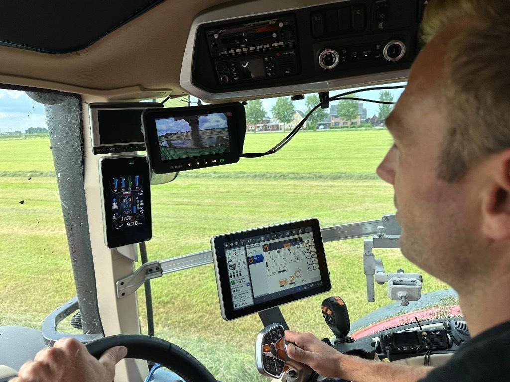 Elho Cobra 7710T getrokken hakselaar grashakselaar - Toa kéo máy gặt liên hợp: hình 2 Elho Cobra 7710T getrokken hakselaar grashakselaar - Toa kéo máy gặt liên hợp: hình 2