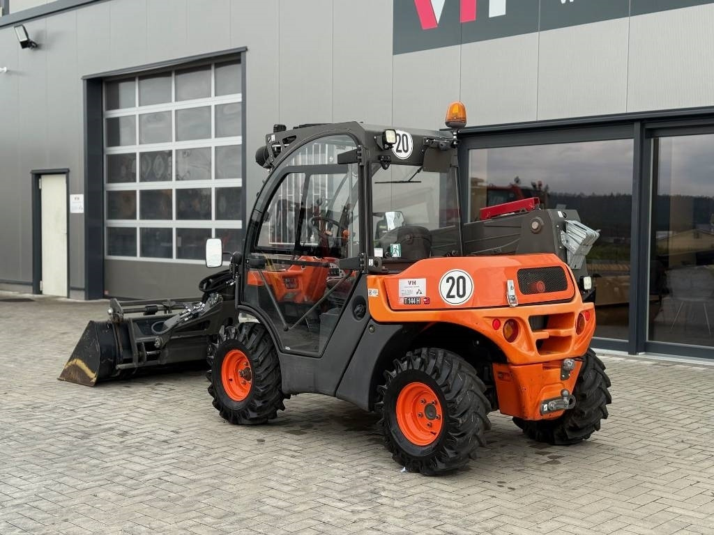 Ausa T 144 - Xe nhấc hình viễn vọng kính: hình 4 Ausa T 144 - Xe nhấc hình viễn vọng kính: hình 4