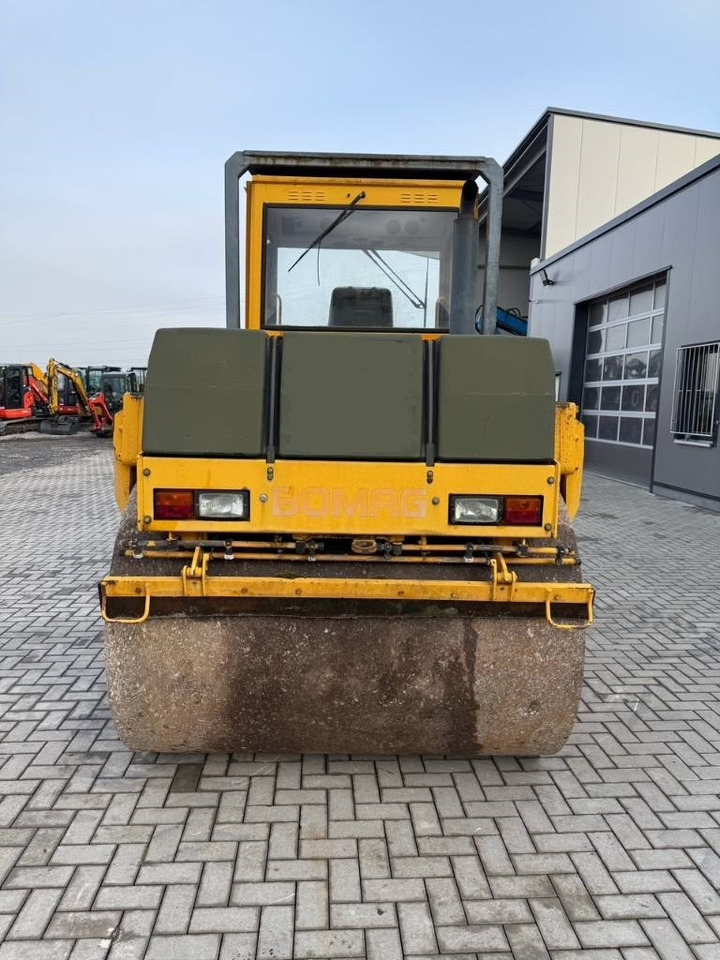Bomag BW 151 AD-2 - Máy lăn đường: hình 4 Bomag BW 151 AD-2 - Máy lăn đường: hình 4