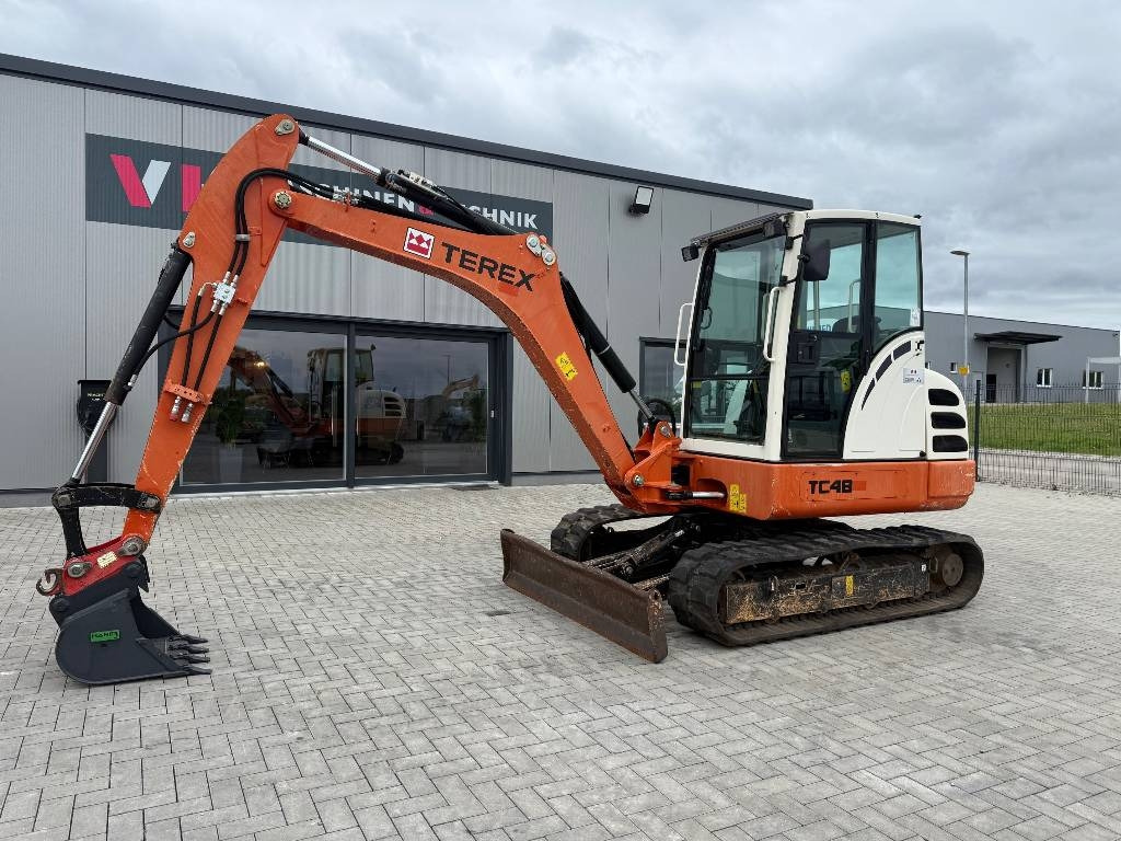 Terex TC 48 - Máy xúc mini: hình 1 Terex TC 48 - Máy xúc mini: hình 1