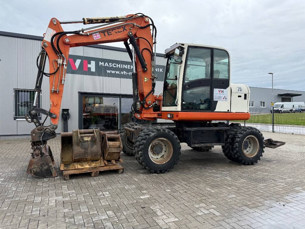Terex TW 110 - Máy xúc bánh lốp: hình 1 Terex TW 110 - Máy xúc bánh lốp: hình 1