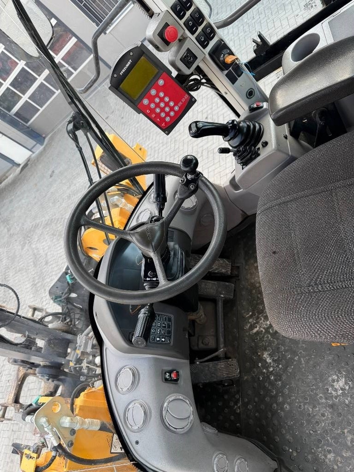 Máy xúc lật bánh lốp Volvo L 90 G: hình 10