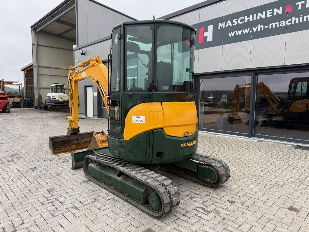 Yanmar Vio 35 - Máy xúc mini: hình 3 Yanmar Vio 35 - Máy xúc mini: hình 3