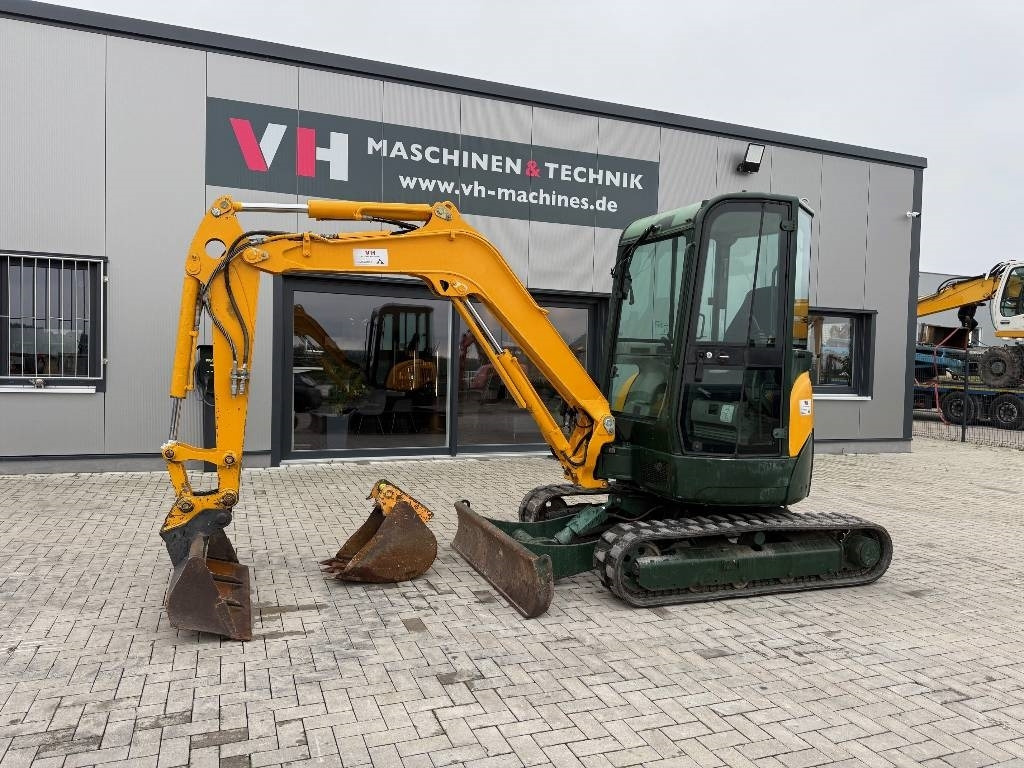 Yanmar Vio 35 - Máy xúc mini: hình 2 Yanmar Vio 35 - Máy xúc mini: hình 2