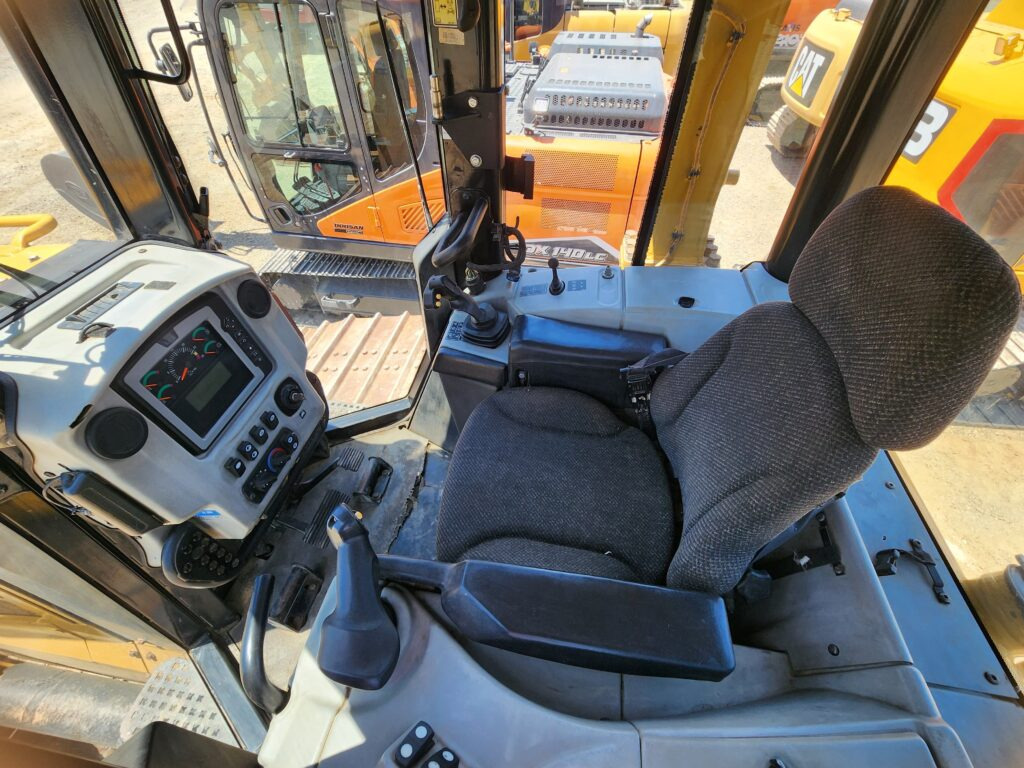 Máy ủi CAT D6N LGP: hình 9