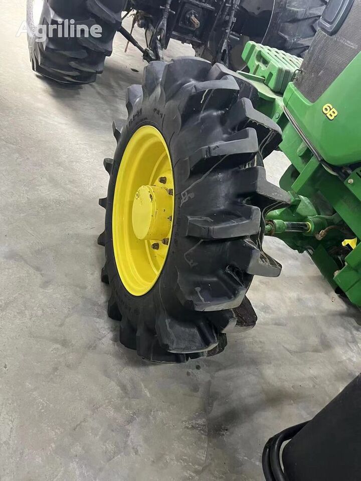 John Deere 1404 - Máy cày: hình 2 John Deere 1404 - Máy cày: hình 2
