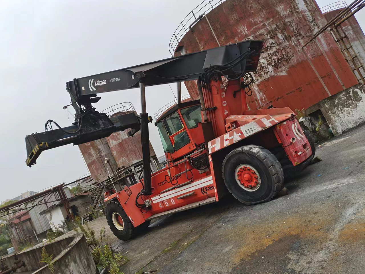 KALMAR DRD420 - Máy xếp chồng: hình 2 KALMAR DRD420 - Máy xếp chồng: hình 2