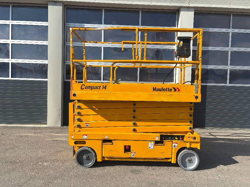Haulotte Compact 14 - 13,80m Scherenarbeitsbühne *Akkus NEU - Máy nâng người hình kéo: hình 2 Haulotte Compact 14 - 13,80m Scherenarbeitsbühne *Akkus NEU - Máy nâng người hình kéo: hình 2