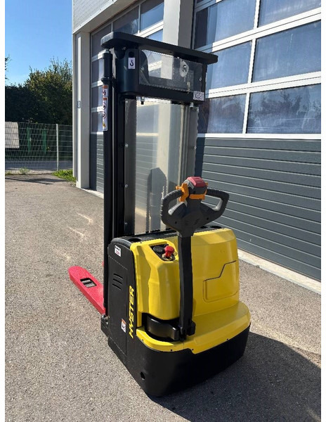 Hyster S1.5UT Hochhubwagen 4500mm - Máy xếp chồng: hình 2 Hyster S1.5UT Hochhubwagen 4500mm - Máy xếp chồng: hình 2