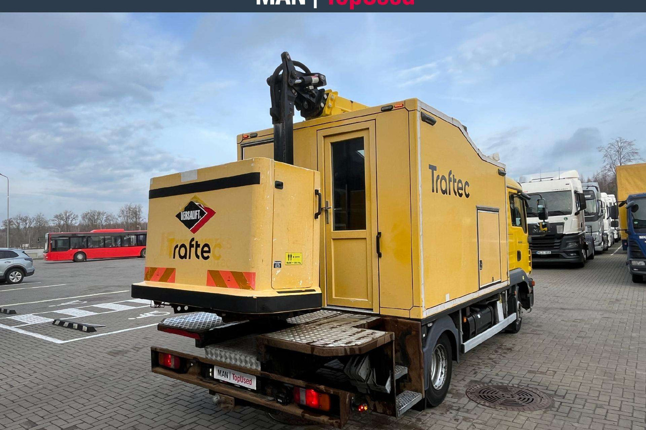 MAN 8.220 4X2 bokštelis(9291) - Xe cẩu tự hành: hình 4 MAN 8.220 4X2 bokštelis(9291) - Xe cẩu tự hành: hình 4