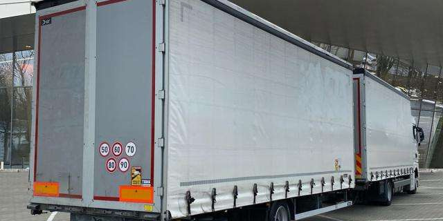 MAN TGX18.470 4x2 LL Retarder (8830) - Xe tải thùng mui bạt: hình 4 MAN TGX18.470 4x2 LL Retarder (8830) - Xe tải thùng mui bạt: hình 4