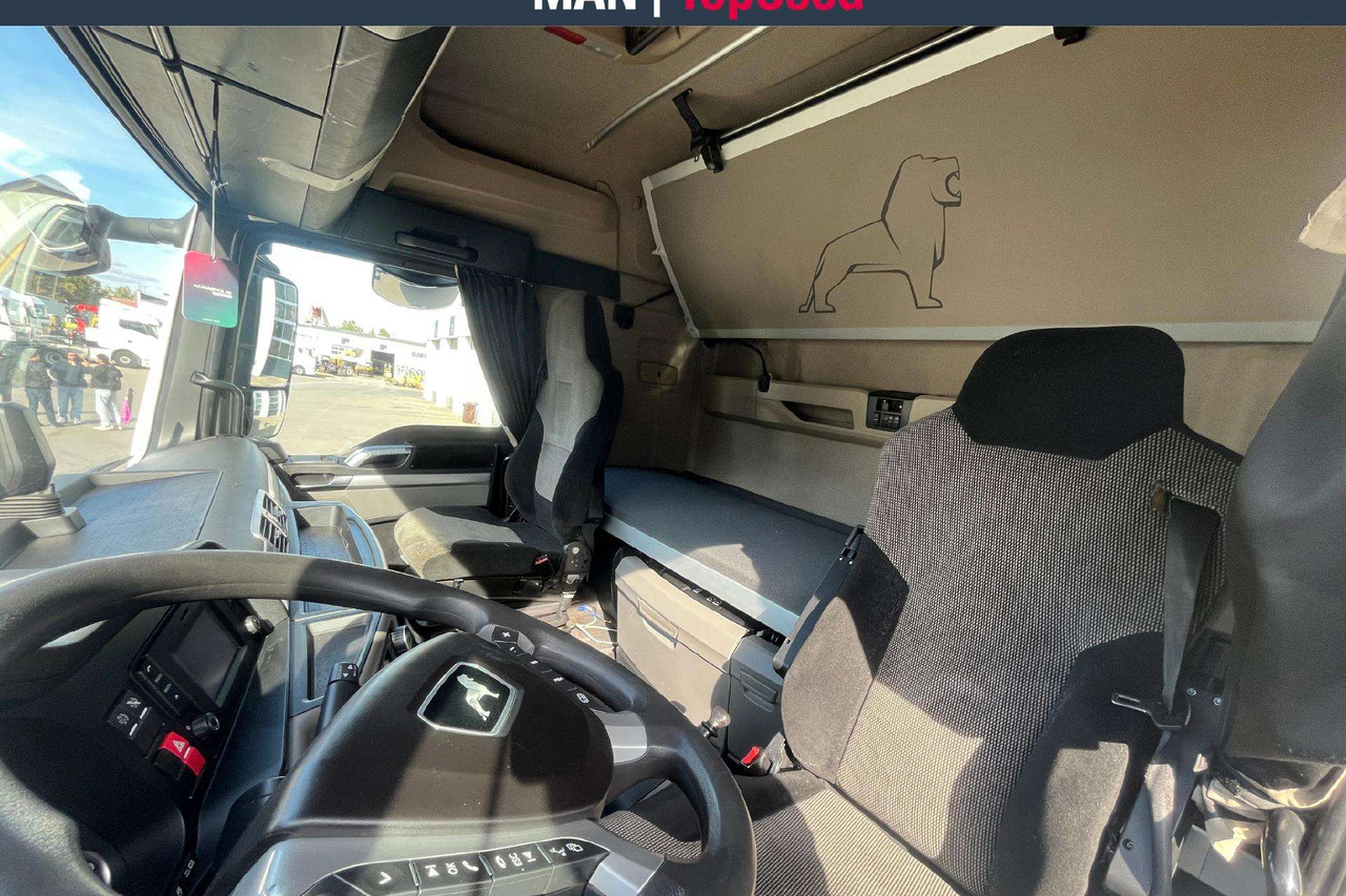 Xe đầu kéo MAN TGX 18.500 XLX Cab Retarder(9138): hình 7 Xe đầu kéo MAN TGX 18.500 XLX Cab Retarder(9138): hình 7