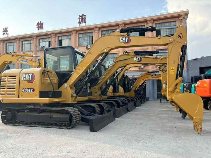 6ton Caterpillar 306e2 Crawler Excavator Cat 306 Tractor Excavator Cat 306/306e/307e2/306/306e2 Excavator - Máy xúc: hình 5 6ton Caterpillar 306e2 Crawler Excavator Cat 306 Tractor Excavator Cat 306/306e/307e2/306/306e2 Excavator - Máy xúc: hình 5