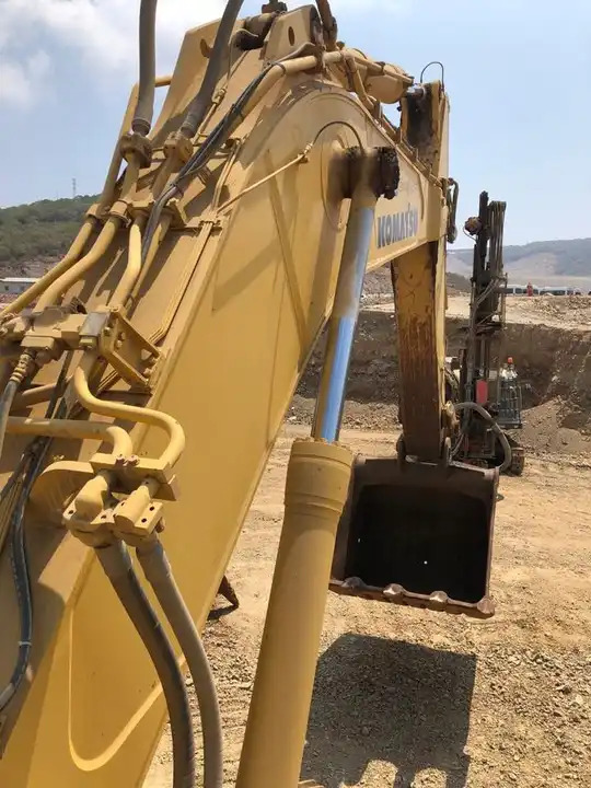 70 Ton Used Japan Komatsu PC700 Excavator for Sale Used Excavator PC220 PC200 PC240 PC600 PC650 PC700 PC800 - Máy xúc: hình 4 70 Ton Used Japan Komatsu PC700 Excavator for Sale Used Excavator PC220 PC200 PC240 PC600 PC650 PC700 PC800 - Máy xúc: hình 4