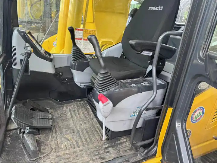 Cheap Used Japan Komatsu PC200-7 PC300 PC350-7 Excavator Used Komatsu 20 Ton Excavator Price PC200 - Máy xúc: hình 4 Cheap Used Japan Komatsu PC200-7 PC300 PC350-7 Excavator Used Komatsu 20 Ton Excavator Price PC200 - Máy xúc: hình 4