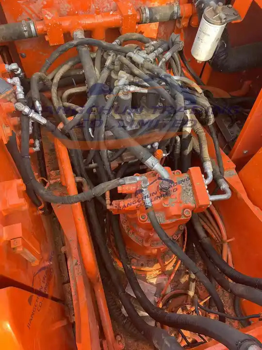 Doosan DH220 20 Tons Amphibious excavators Used DH220LC-7 Amphibious Excavator - Máy xúc: hình 5 Doosan DH220 20 Tons Amphibious excavators Used DH220LC-7 Amphibious Excavator - Máy xúc: hình 5