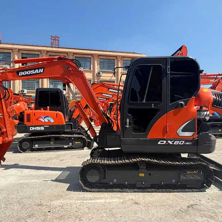 Doosan DX60 DX60-9c DH60-7 DX60W DX80 DX75 DX55 DH35 DH55 Used Mini Excavator Mas Maquinaria Municipal Y Ambiental - Máy xúc: hình 1 Doosan DX60 DX60-9c DH60-7 DX60W DX80 DX75 DX55 DH35 DH55 Used Mini Excavator Mas Maquinaria Municipal Y Ambiental - Máy xúc: hình 1