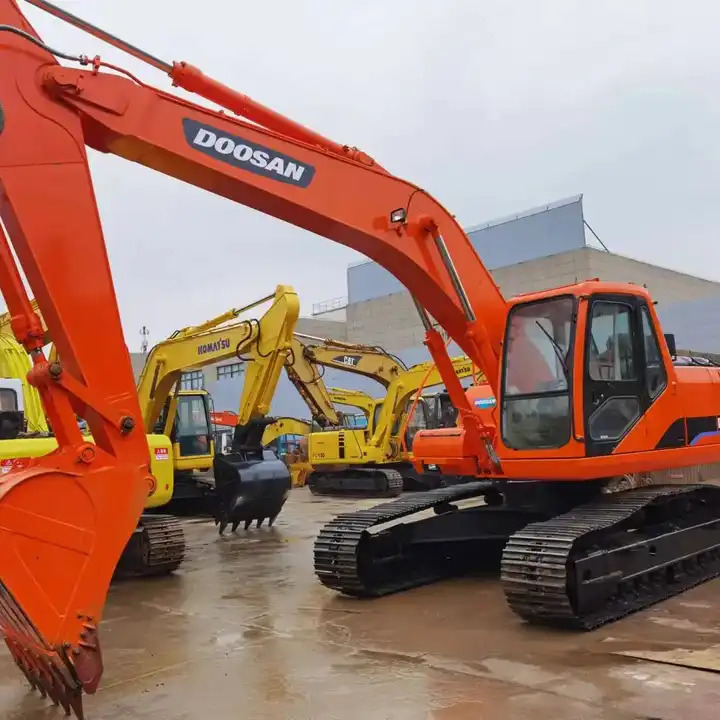 Excellent ConditionUsed Excavator Doosan Dh220 ,Nice Performance 22ton Used Excavator Dh220-7 At Low Price For Sale - Máy xúc bánh xích: hình 1 Excellent ConditionUsed Excavator Doosan Dh220 ,Nice Performance 22ton Used Excavator Dh220-7 At Low Price For Sale - Máy xúc bánh xích: hình 1