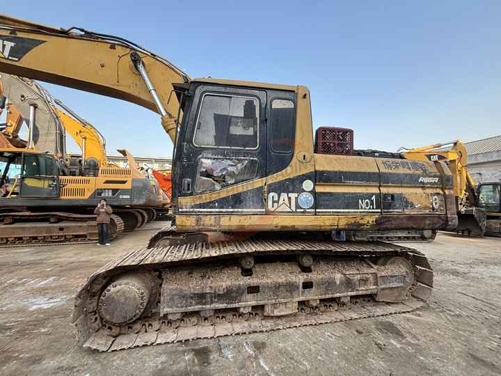 Good Condition Second Hand Caterpillar 325bl Excavator Used Cat 325b 325bl with good condition in stock For Sale - Máy xúc bánh xích: hình 2 Good Condition Second Hand Caterpillar 325bl Excavator Used Cat 325b 325bl with good condition in stock For Sale - Máy xúc bánh xích: hình 2