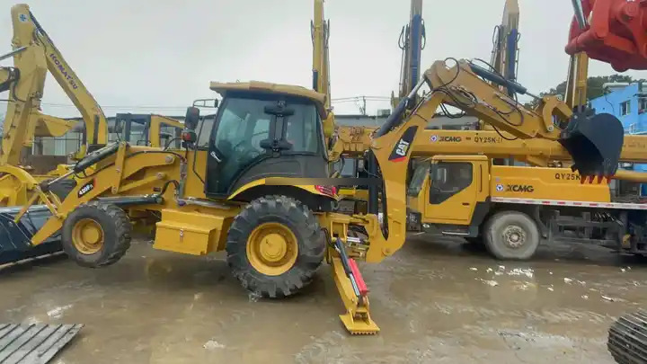 HT636 Mini Tractor with Front End Loader and Backhoe Efficient Cat 420F2 Backhoe Loader Weichai Engine New Condition - Máy xúc trước múc sau: hình 2 HT636 Mini Tractor with Front End Loader and Backhoe Efficient Cat 420F2 Backhoe Loader Weichai Engine New Condition - Máy xúc trước múc sau: hình 2