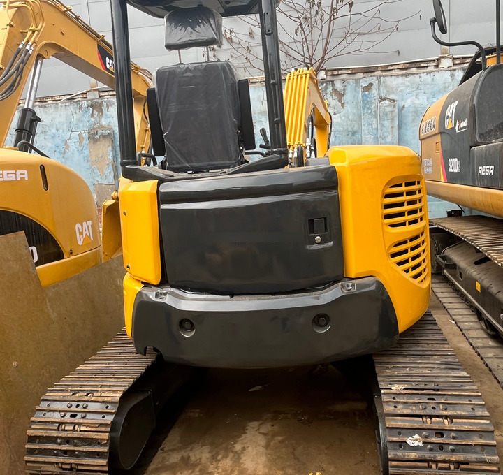 High Quality Competitive Price Used Excavator Pc35mr-2 in Good Condition for Sale - Máy xúc bánh xích: hình 1 High Quality Competitive Price Used Excavator Pc35mr-2 in Good Condition for Sale - Máy xúc bánh xích: hình 1