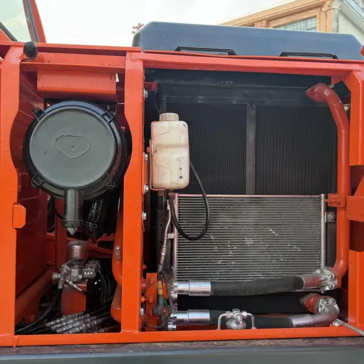 High Quality Doosan Dx300LC Dx140LC Dx60-9c Dx60 Dx225 LC Excavator Dx225 Dx300 Doosan Excavator in Stock for Sale - Máy xúc bánh xích: hình 4 High Quality Doosan Dx300LC Dx140LC Dx60-9c Dx60 Dx225 LC Excavator Dx225 Dx300 Doosan Excavator in Stock for Sale - Máy xúc bánh xích: hình 4