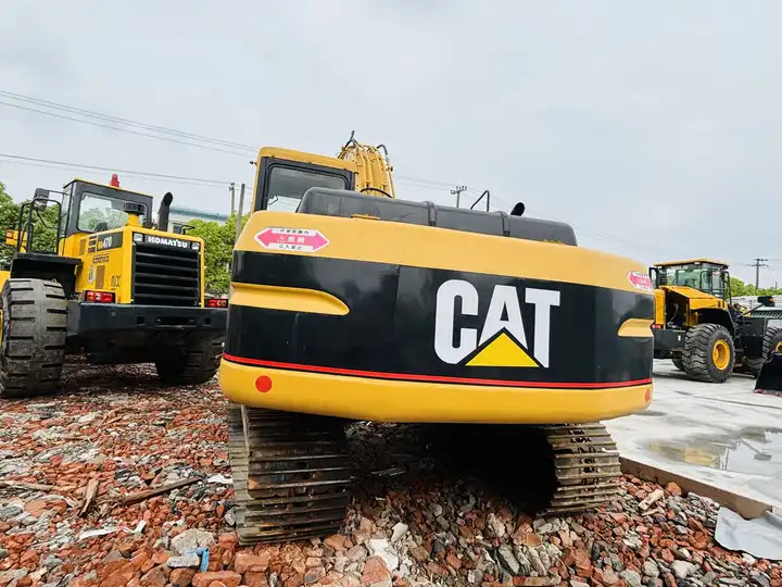 High Quality Used Excavator Cat 320bl In Good Condition On Sale in Shanghai - Máy xúc bánh xích: hình 3 High Quality Used Excavator Cat 320bl In Good Condition On Sale in Shanghai - Máy xúc bánh xích: hình 3
