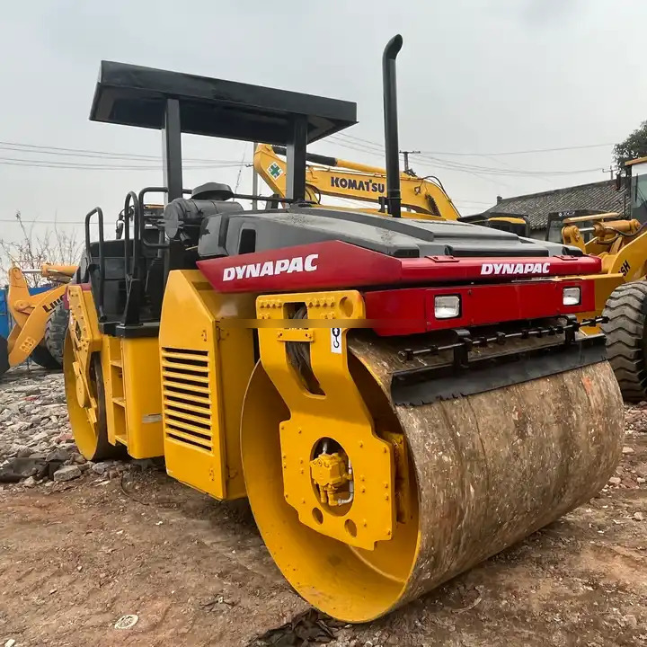 High Quality Used Industrial Compactor Machine Dynapac Cc 422 Hydraulic Vibrating Road Roller For Sale With High Quality - Máy lăn đường: hình 1 High Quality Used Industrial Compactor Machine Dynapac Cc 422 Hydraulic Vibrating Road Roller For Sale With High Quality - Máy lăn đường: hình 1