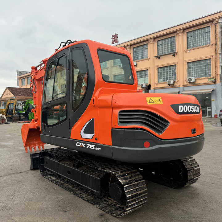 Hot Sale Used Doosan DX75-9C Excavator Doosan 7.5 Ton Crawler Digger Original Equipment - Máy xúc bánh xích: hình 1 Hot Sale Used Doosan DX75-9C Excavator Doosan 7.5 Ton Crawler Digger Original Equipment - Máy xúc bánh xích: hình 1